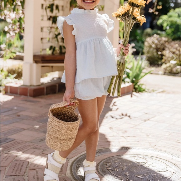 Le Petit Elle gauze outfit 4T - Picture 3 of 6